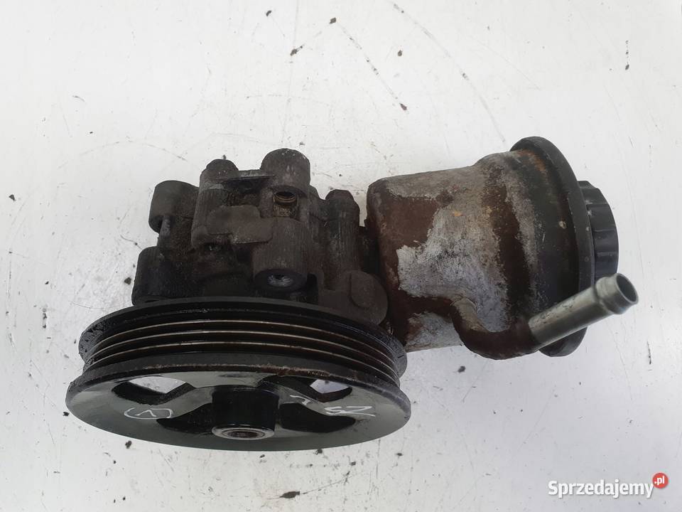 Toyota Yaris I 10 VVTI POMPA WSPOMAGANIA oryg Chełm