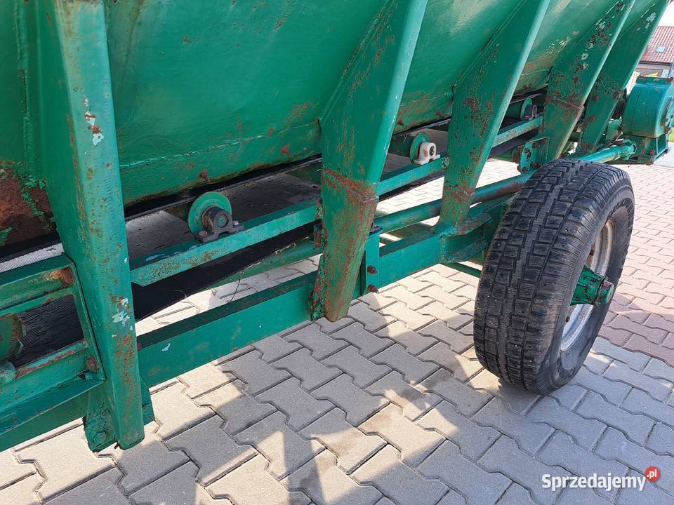 Rozsiewacz materiałów sypkich nawozów wapna Proszowice