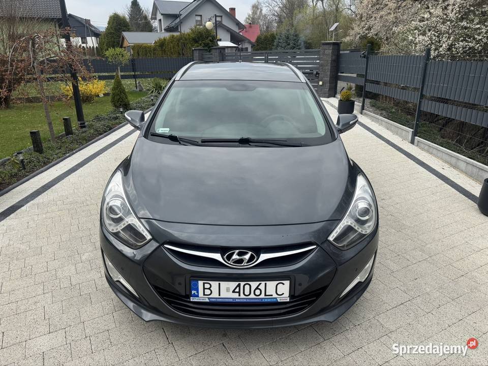 Hyundai i40 17 crdi 2012 automat hak podgrzewane fotele sprzedam
