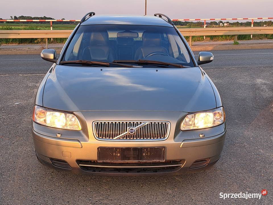 Volvo v70 1 właściciel 24 Benzyna 170 Manual sprzedam