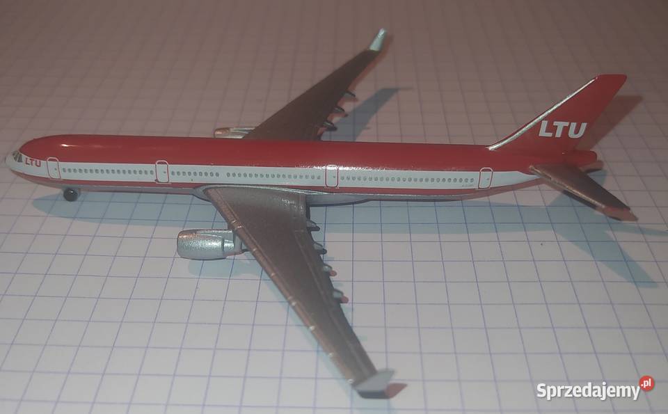 Model samolotu Airbus A 330 firmy SCHABAK Modelarstwo pomorskie Gdańsk