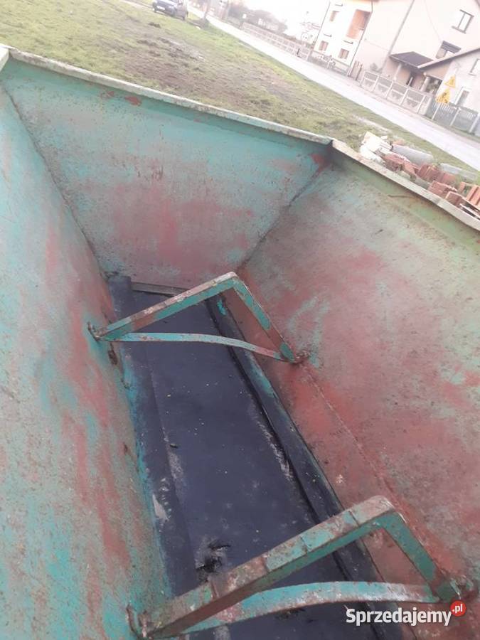 Rozsiewacz piast wapna i nawozu rcw 1 rcw 3 Konin