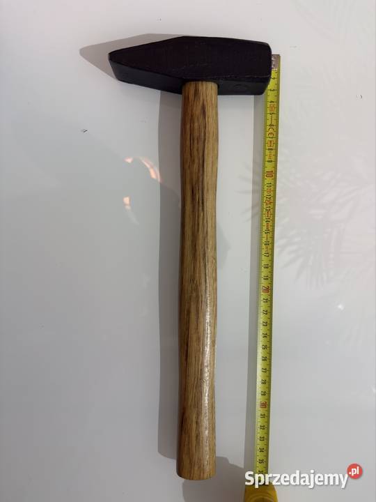 Młotek z drewnianym trzonem 800gram mazowieckie Radom