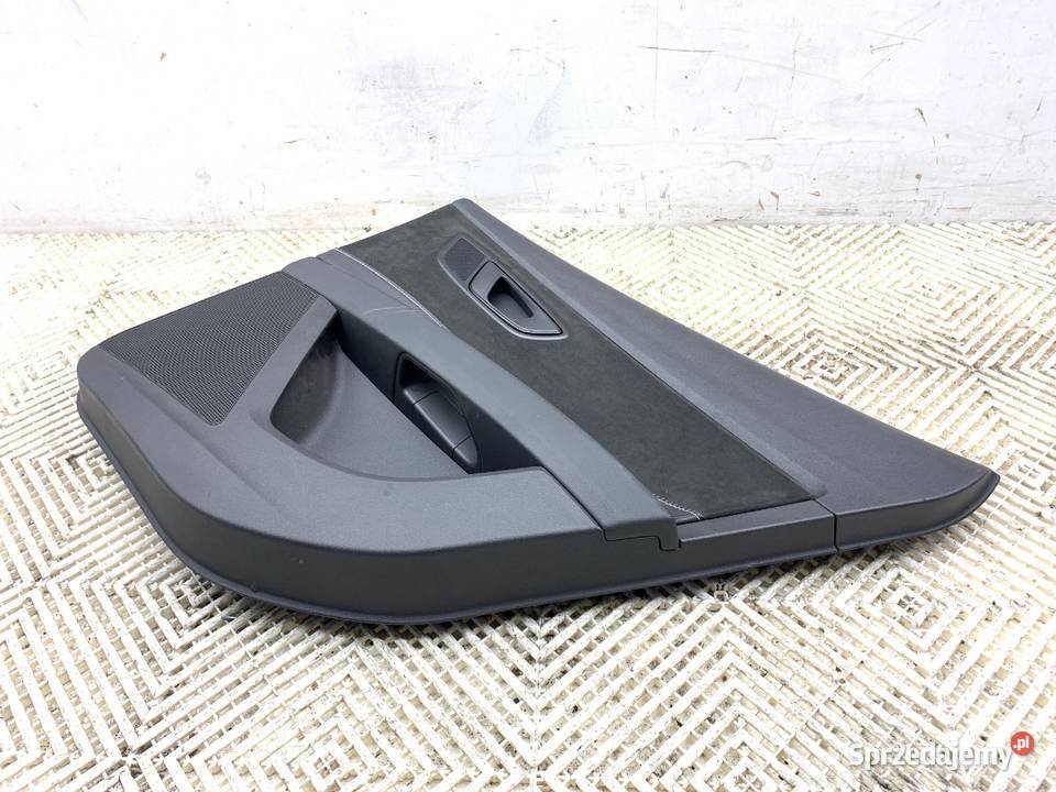 BOCZEK DRZWI PRAWY TYŁ SEAT LEON III Hatchback