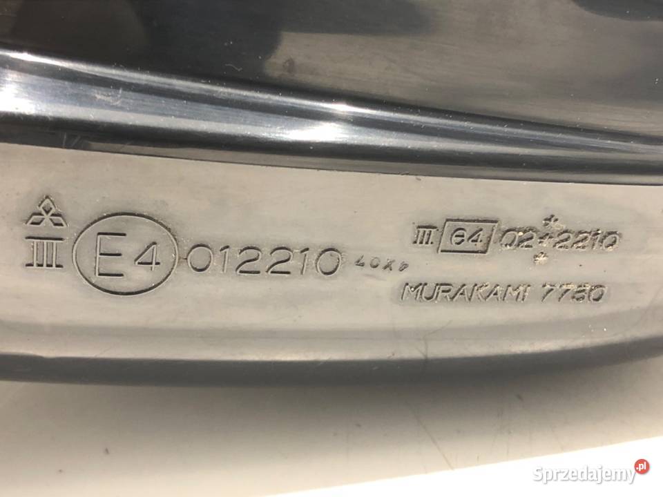 LUSTERKO PRAWY MITSUBISHI OUTLANDER I Hatchback