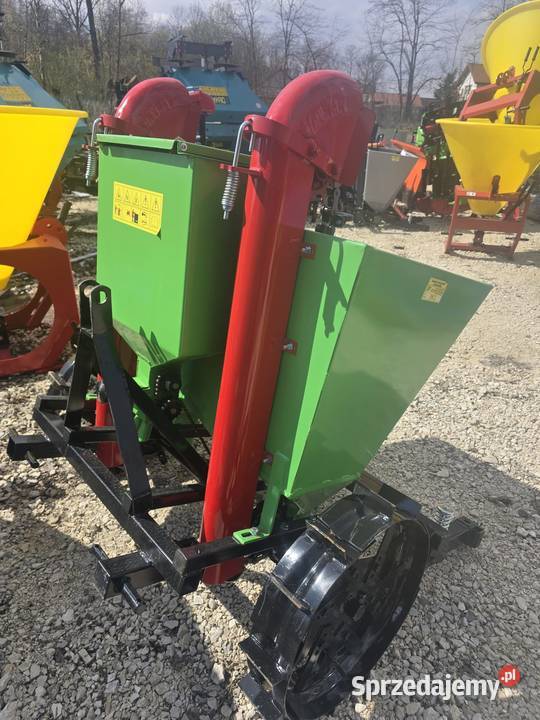Sadzarka do ziemniaków 2 rzedowa z dozownikiem Siewniki i sadzarki Lwówek Śląski
