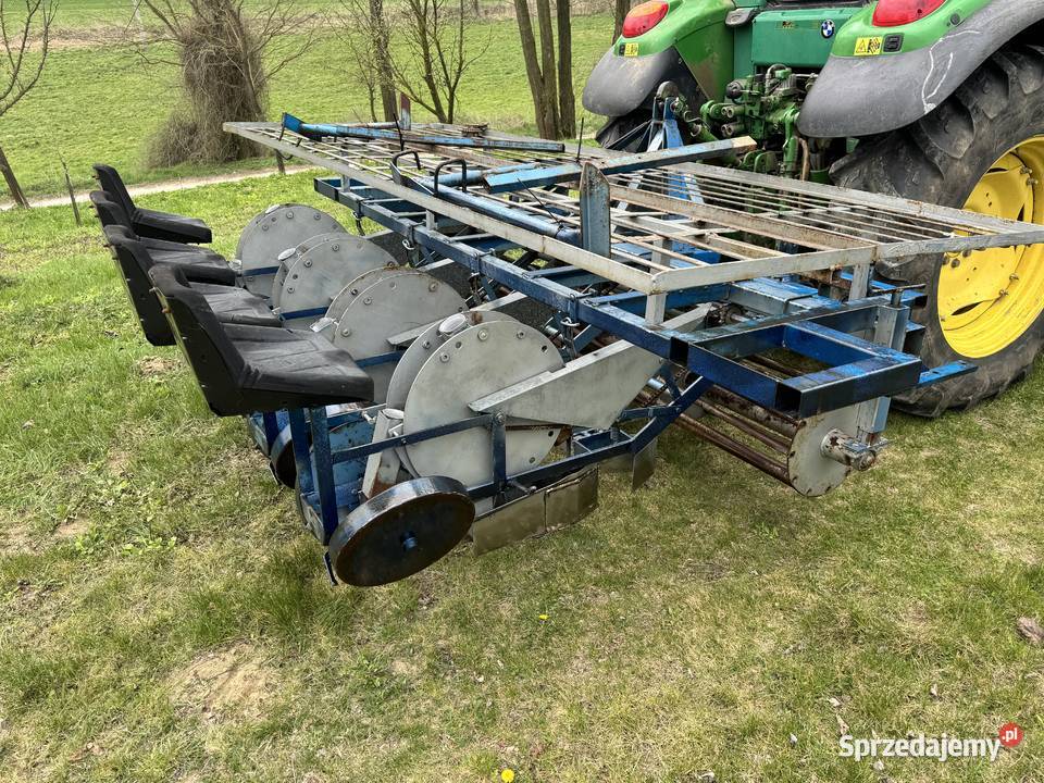 Sadzarka karuzelowa do warzyw tytoniu Perdu 4 Siewniki i sadzarki Przemęczanki