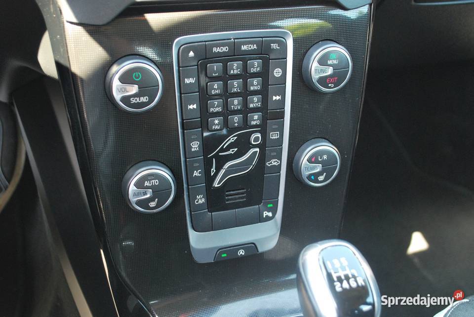 Volvo V40 20 Benzyna 120 Klima Grzana przednia komputer pokładowy Motoryzacja Nowy Sącz