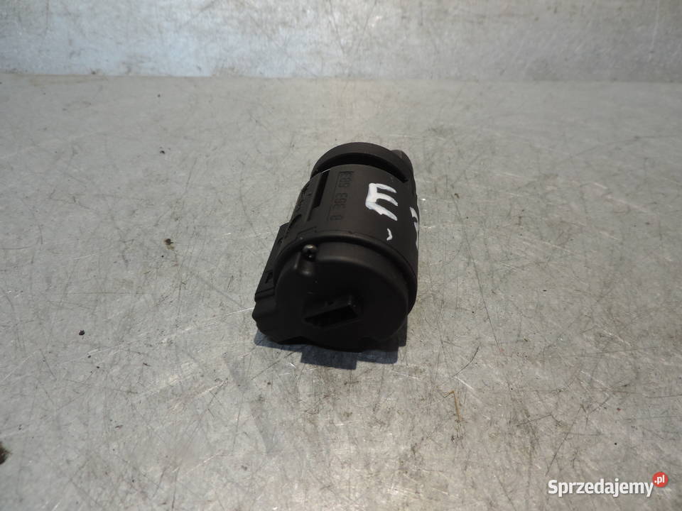 WŁĄCZNIK PRZEŁĄCZNIK ŚWIATEŁ BMW E39 FL Nowy Sącz