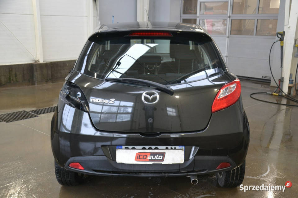 Mazda 2 13 benzyna 75 klimatyzacja mały przebieg Kęty