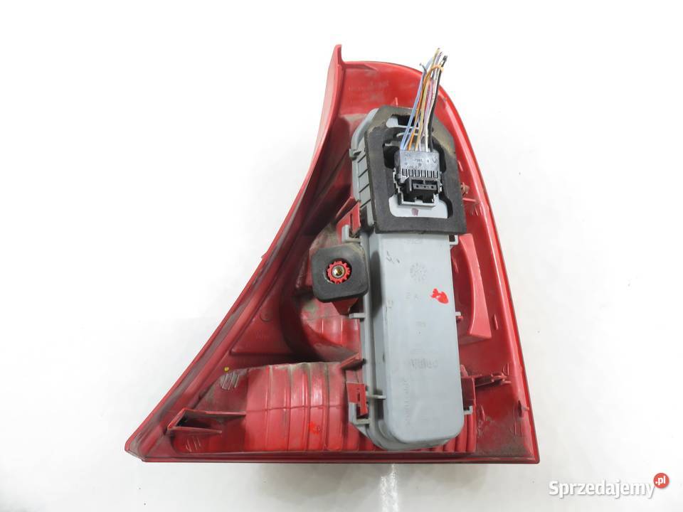 LAMPA LEWA TYLNA RENAULT CLIO II 8200071413