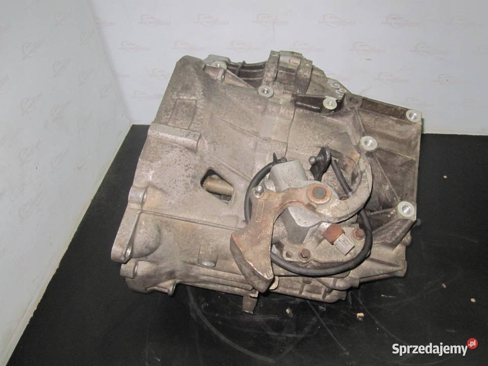 KUGA 20 TDCI 163 10R TXDA 166 AV4R7002BB osobowe