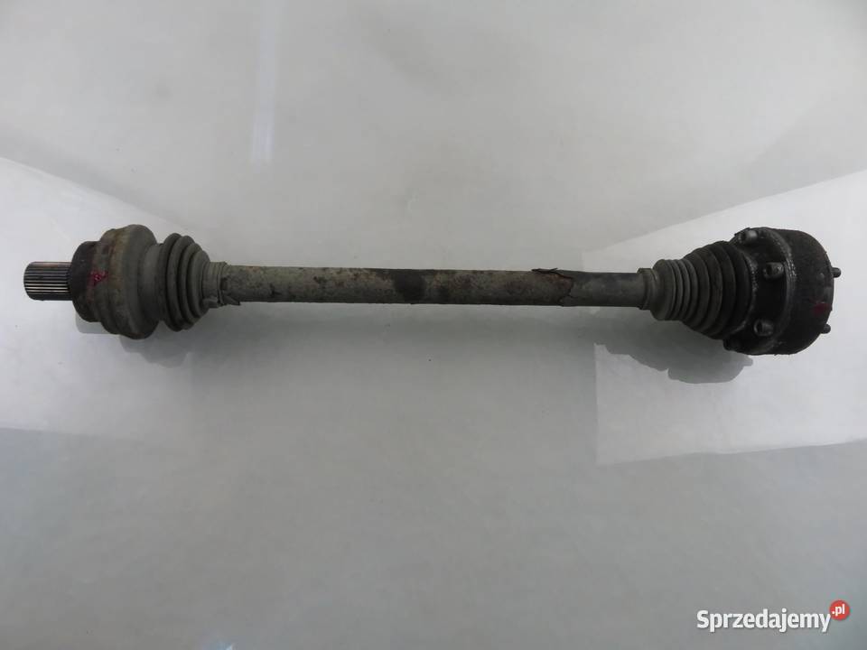 PÓŁOŚ LEWA TYLNA VW GOLF V 20 TDI 16V