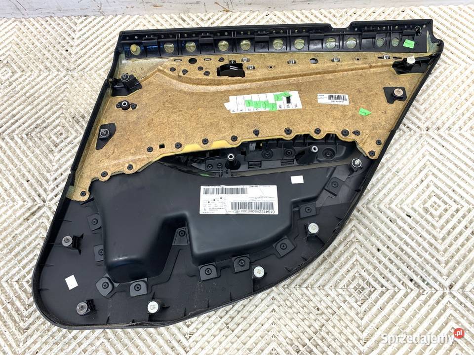 BOCZEK DRZWI LEWY TYŁ BMW E84 SUV 0915 TAPICERKA