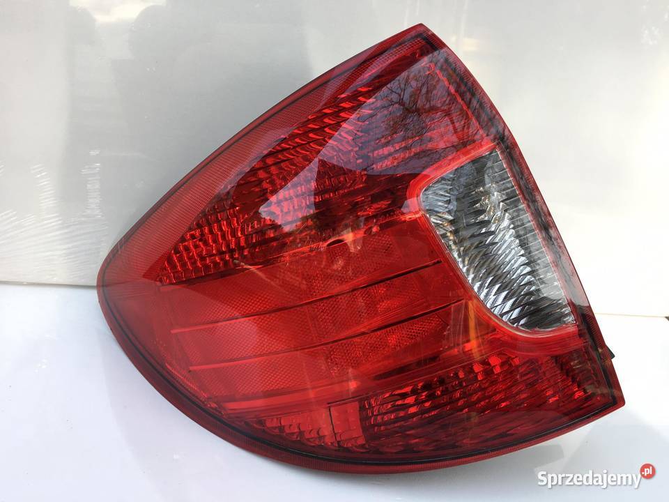 KIA RIO LIFT LEWA LAMPA TYŁ wielkopolskie Ostroróg