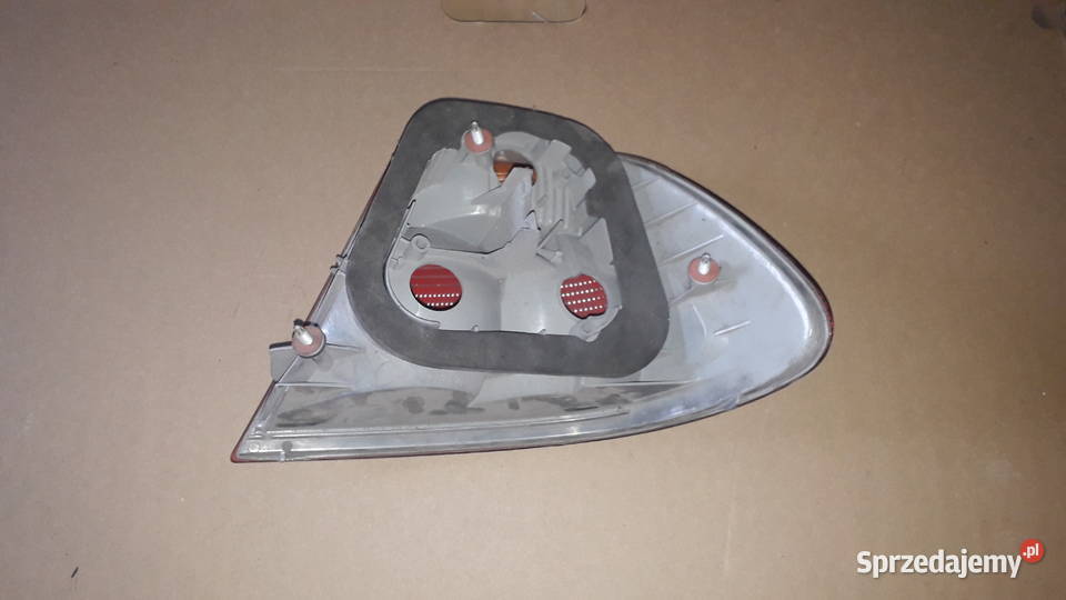 Lampa lewa tył bmw E 46 coupe cabrio lampy tylne