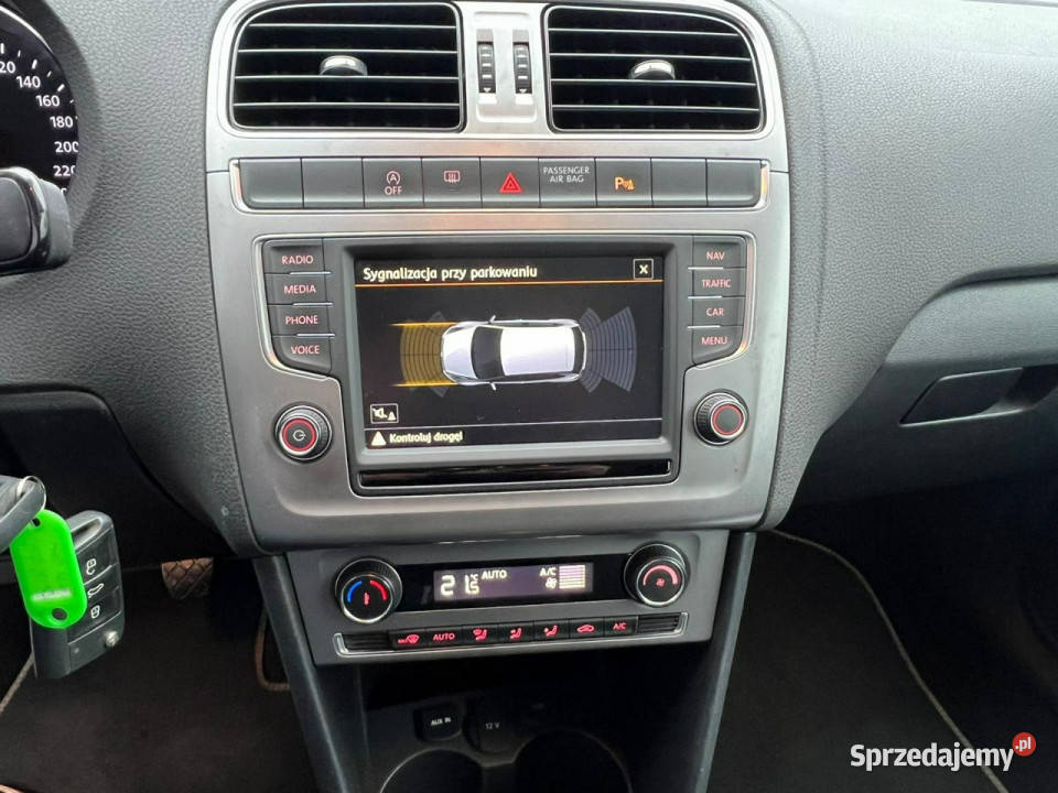 Volkswagen Polo 12 TSI 90 Navi Bluetooth PDC tempomat Baranowo