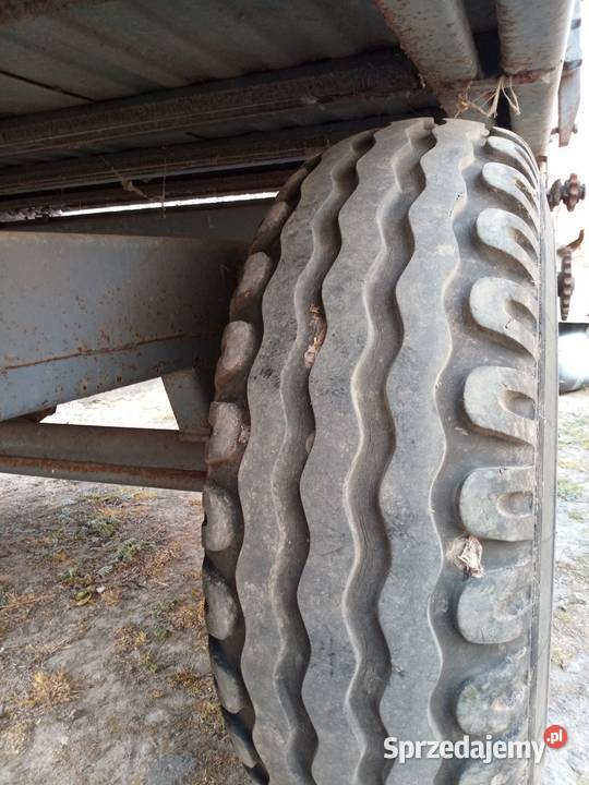 Rozrzutnik Czarna Białostocka 35 tony Rozrzutniki obornika Frampol sprzedam