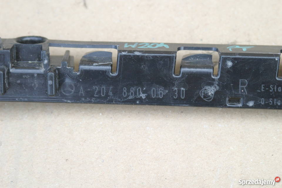 MERCEDES C KLASA SEDAN ŚLIZG ZDERZAKA PRAWY TYŁ lubuskie Bieleń