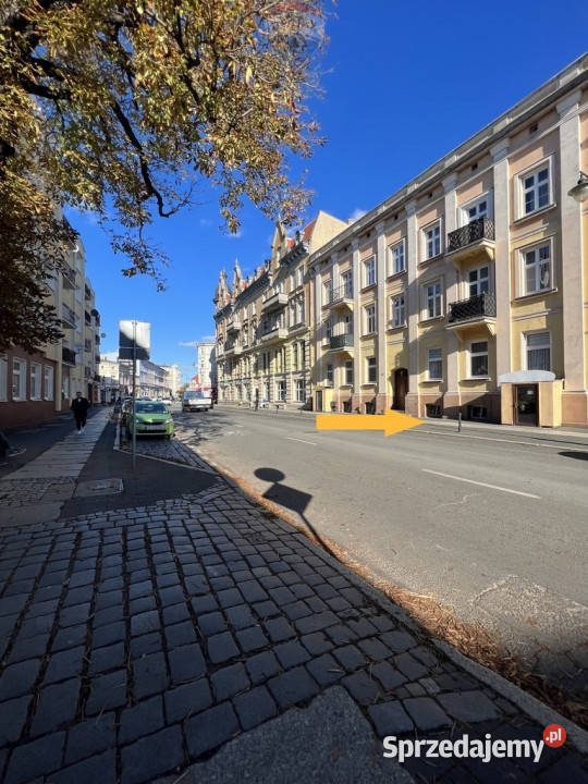 Lokal użytkowy w centrum wejście ulicyGniezno Sprzedaż Gniezno