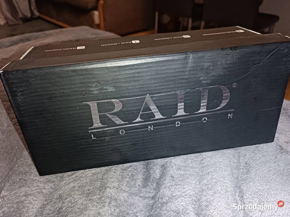 Czarne klapki na obcasie RAID London pudełko Katowice