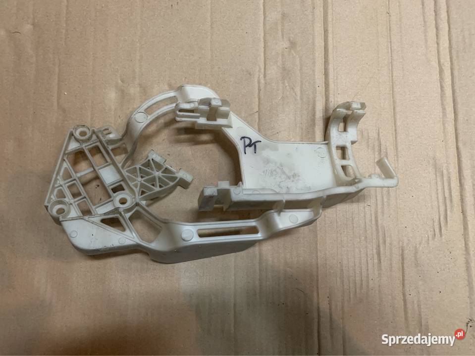 Mocowanie podstawa klamki PT 5N0839768 vw tiguan klamki Szczecin