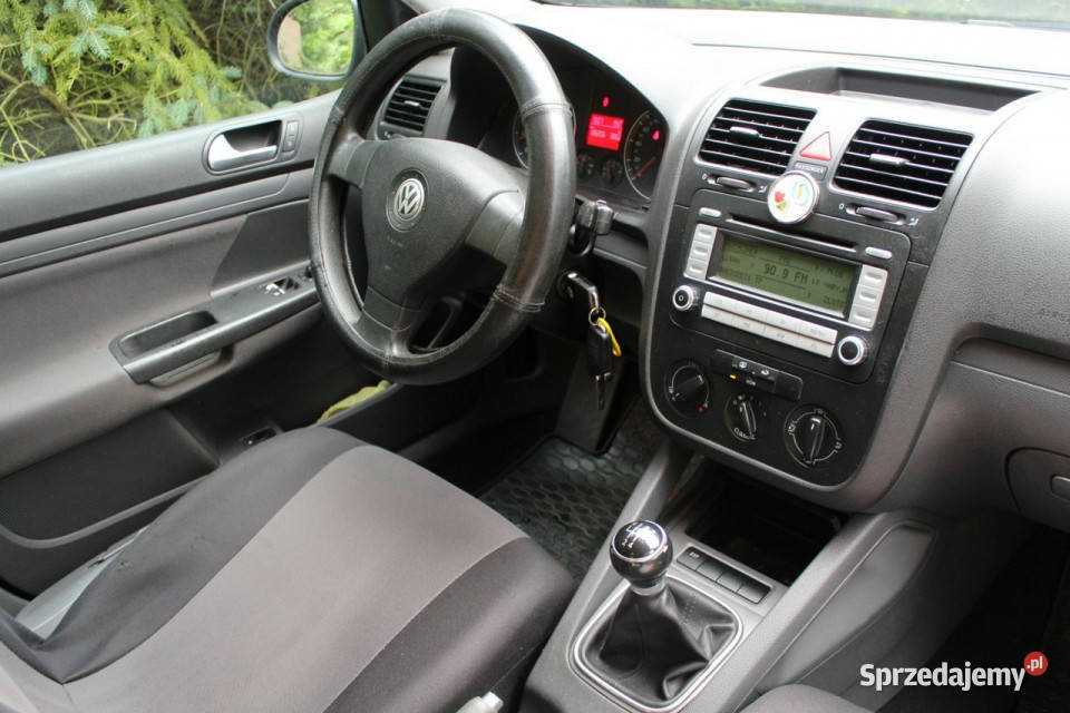 Volkswagen Golf 16 MPI 102 188 5 drzwiowy Zarejestrowany w Polsce sprzedam
