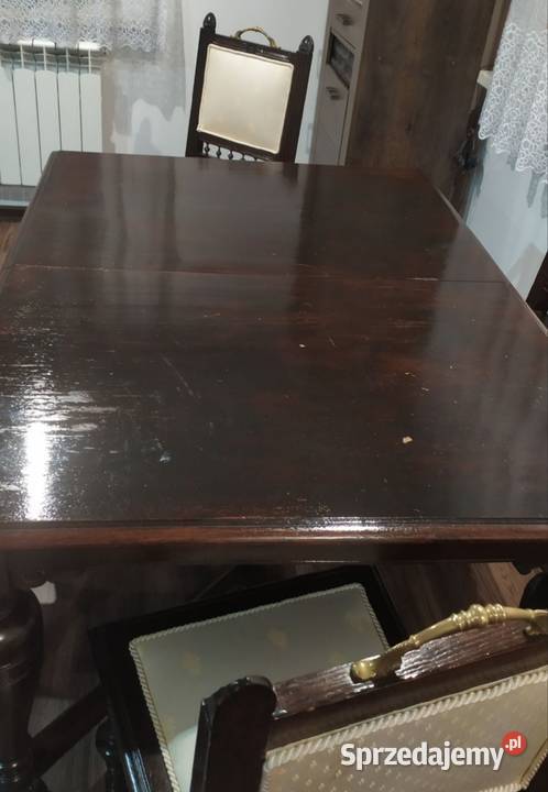 Stół dębowy z krzesłami Meble lubelskie Rusiły sprzedam