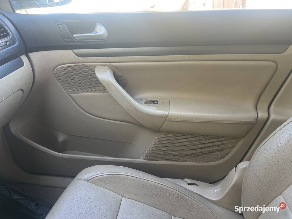 Foteletapicerki skóra Vw Jetta 2007r wersja USA Chocznia
