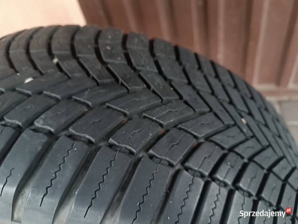 Opony zimowe 22560 R17 2 sztuki Bridgestone 225 Wieliczka