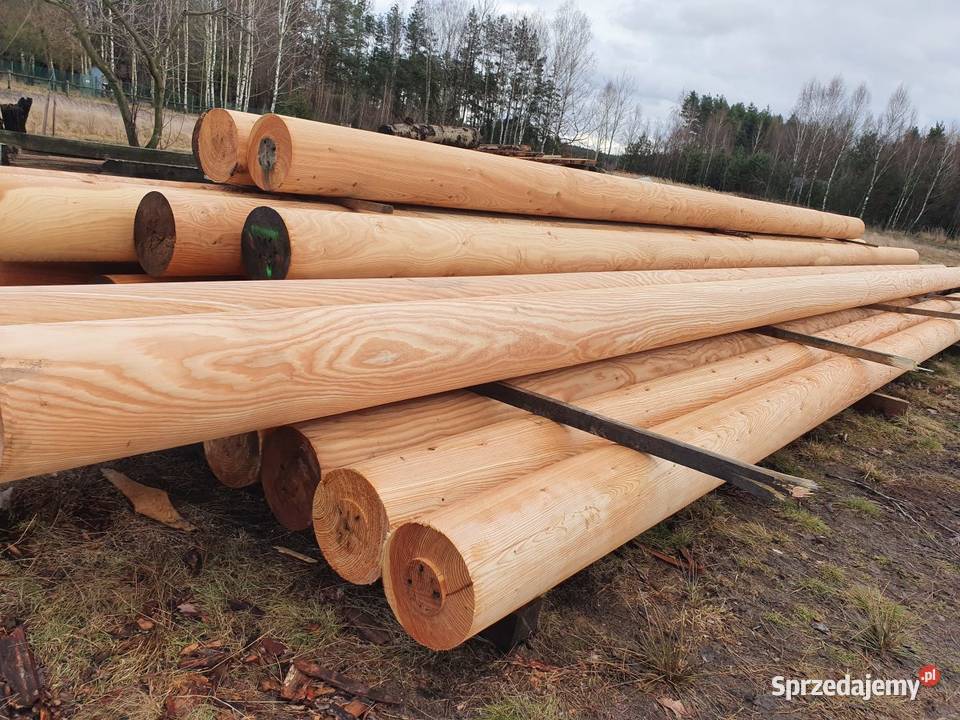 więźba dachowa drewno budowlane słupy palisada Józefów