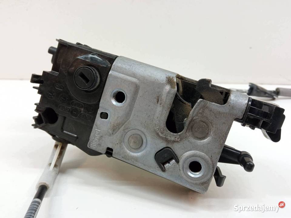 ZAMEK DRZWI PRAWY PRZÓD 9688079980 Peugeot 2008 Karoseria