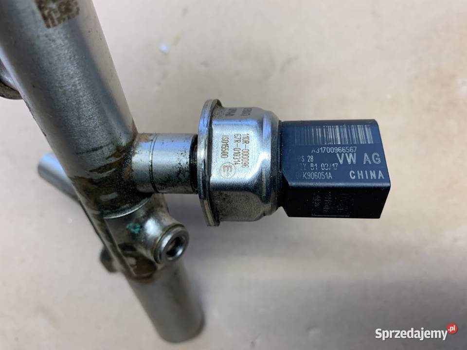 Listwa wtryskowa czujnik Audi VW 06K133317H