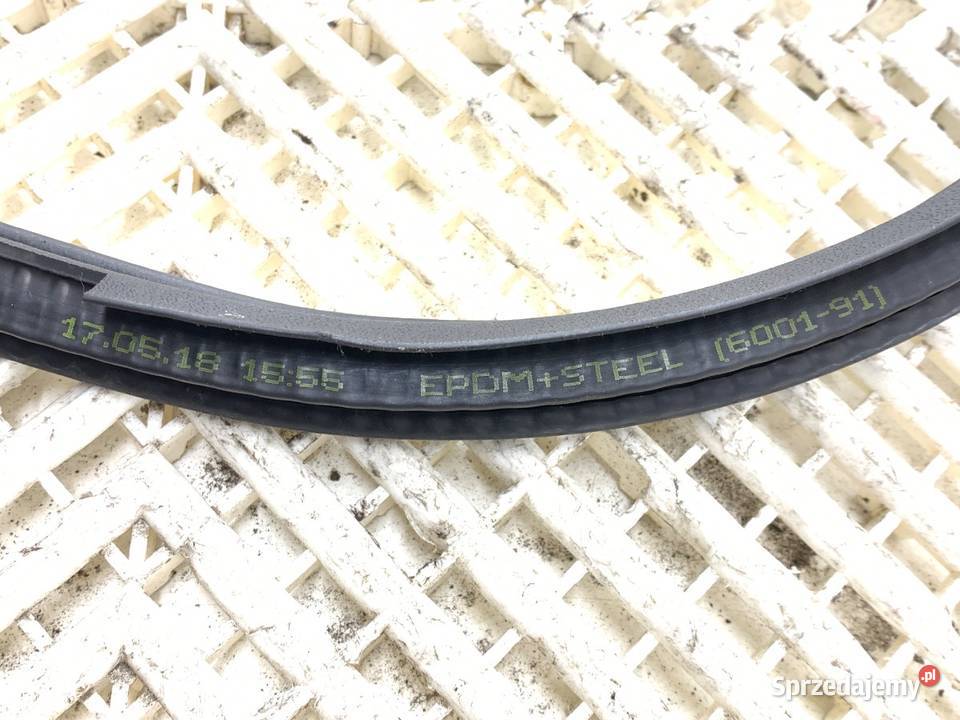 USZCZELKA DRZWI PRZÓD PRAWA NISSAN QASHQAI J11