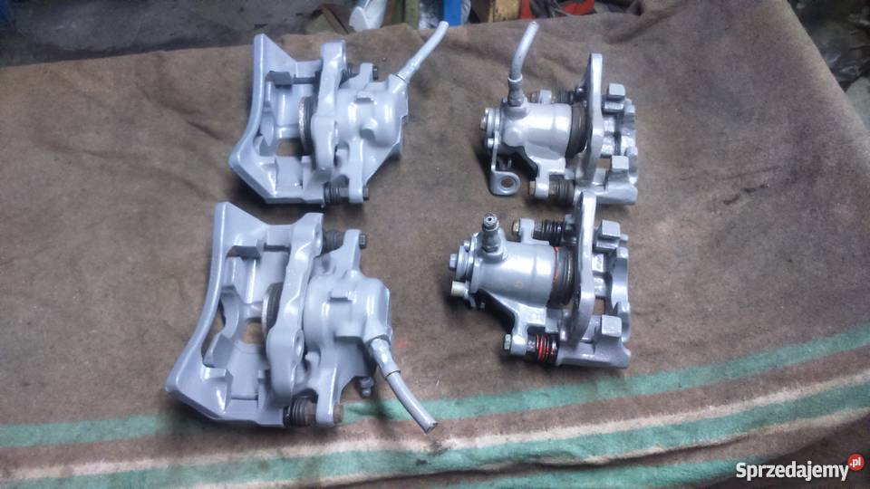 Zaciski hamulcowe audi 80 b4 Jasień