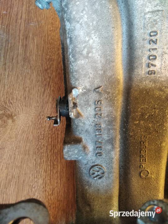 Kolektor ssący VW golf 3 16 v8 101 037133205 Krośniewice