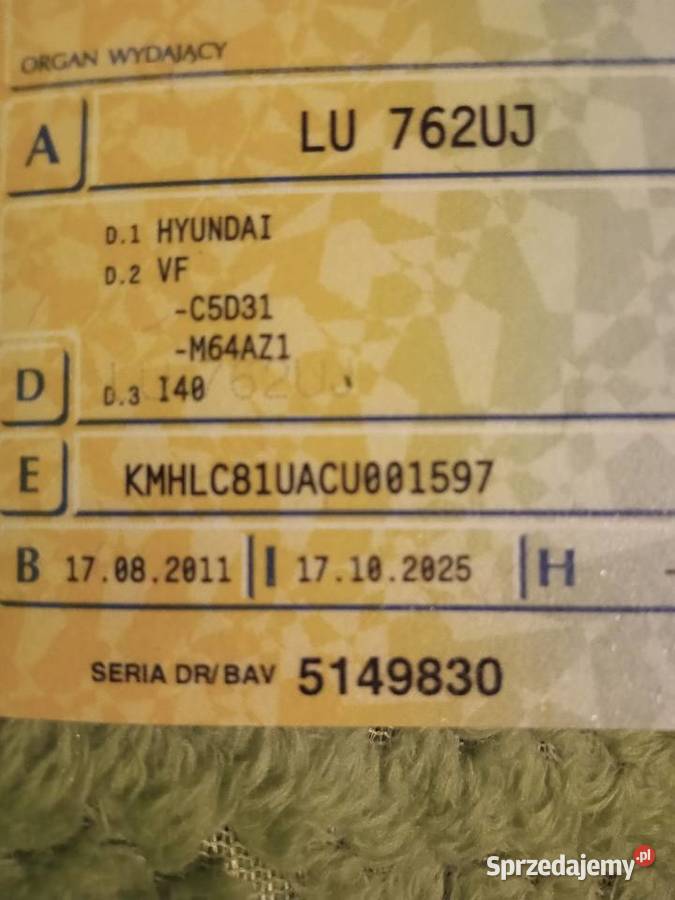 Hyundai i40 blue drive