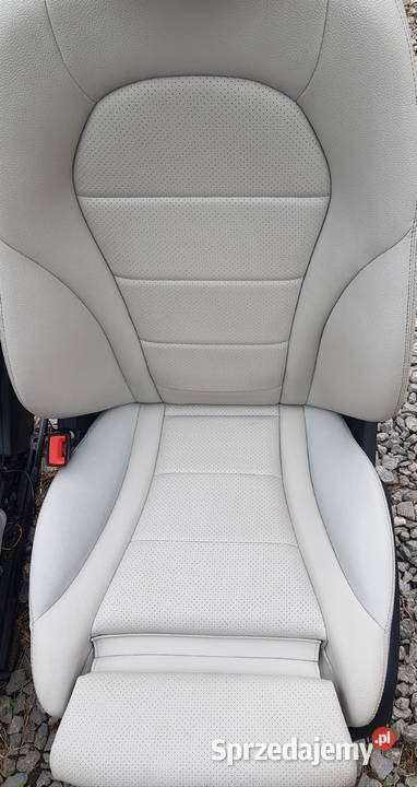 FOTEL FOTELE SKÓRA MERCEDES CKLASA W205 sedan osobowe