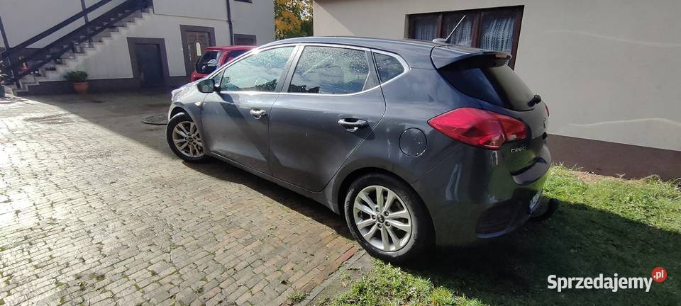 Kia Navi kamera cofania 136 opony wielosezonowe Zwoleń sprzedam