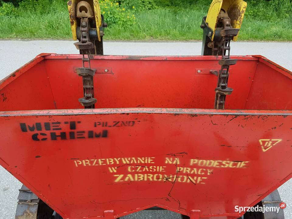 Sadzarka do ziemniaków Oryginał fabryczna nieuszkodzony Siewniki i sadzarki Dąbrowa Tarnowska sprzedam