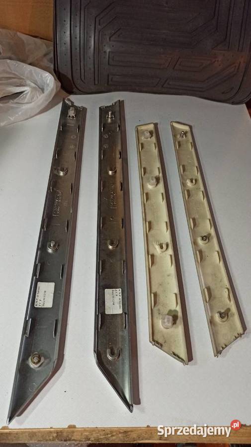 Listwy dekor drzwi BMW e46 Sedan Kombi srebrne Dębica