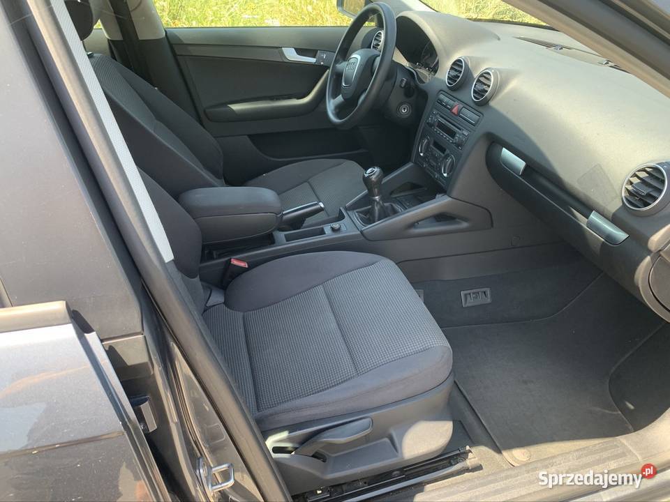 Audi a3 8p 16 fsi 2 kluczyki szary Żory