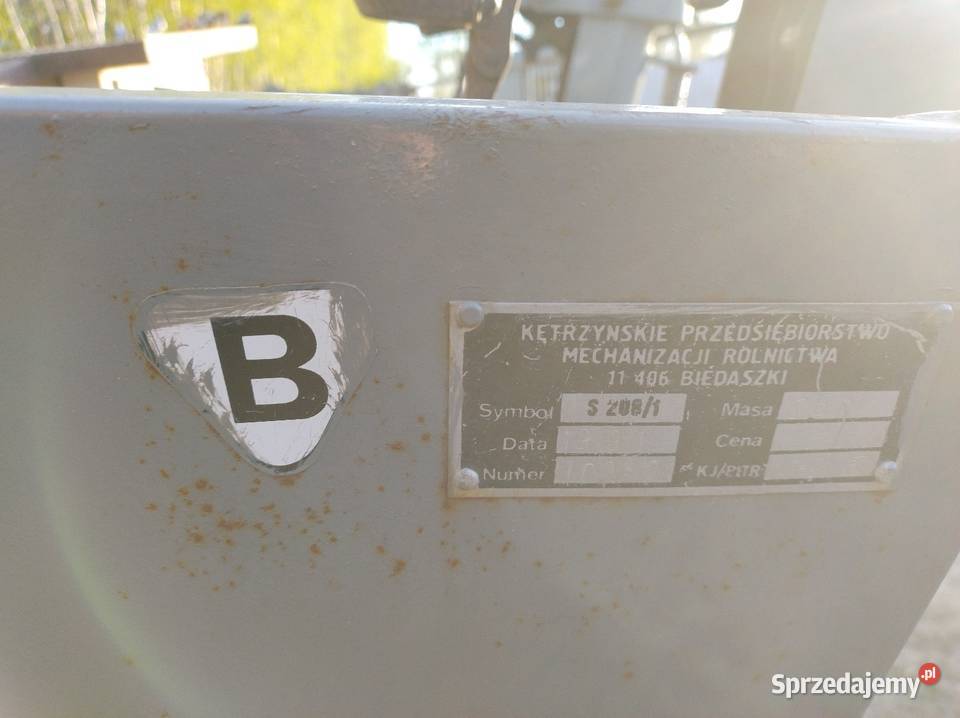 Sadzarka polska kubełkowa 2 sztuki sprzedam