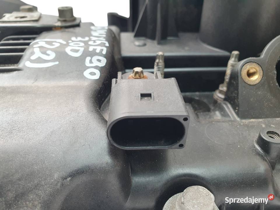 POKRYWA ZAWORÓW BMW E90 30D M57D30O2 F01C310008 Głowice cylindrów Chełm