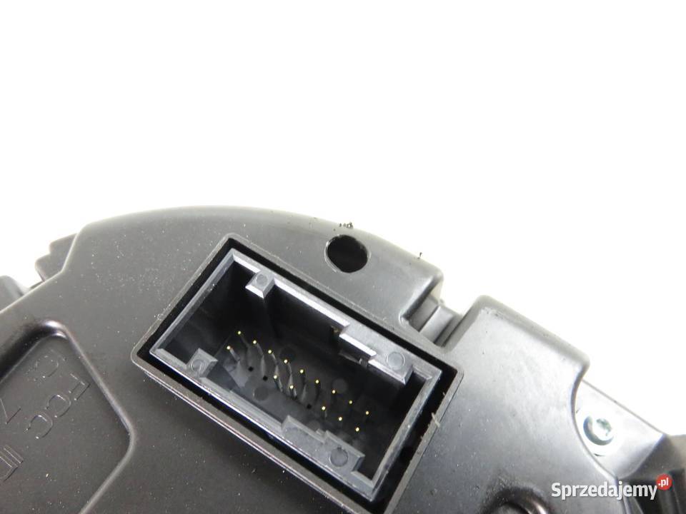 LICZNIK SKODA RAPID 16 TDI CR 5JA920701 sprzedam