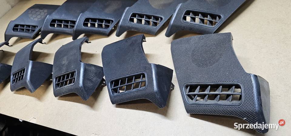 Maskownica prawy lewy przód mercedes w210 Rok produkcji 1998 wielkopolskie