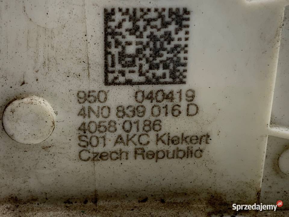 ZAMEK DRZWI PRAWY TYŁ AUDI A8 D5 SedanLimuzyna