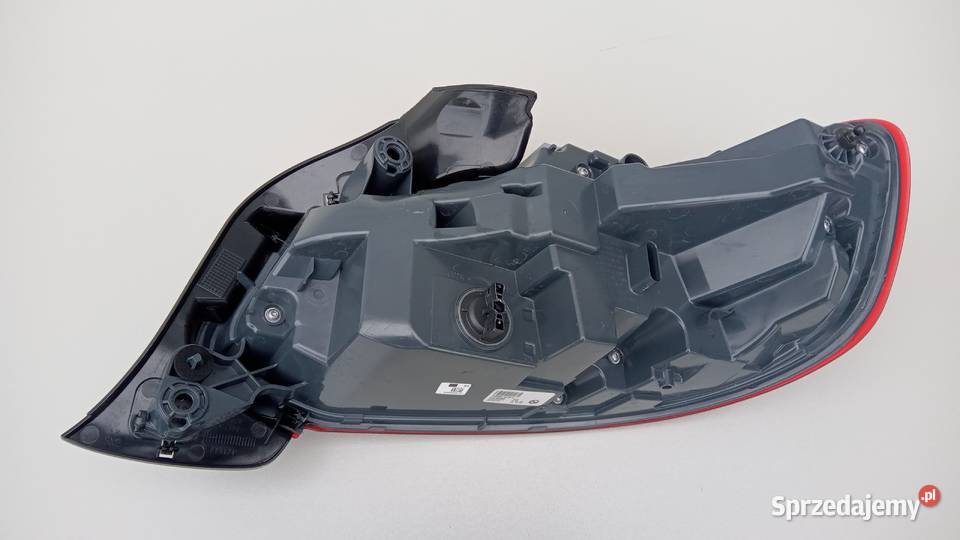 LAMPA LEWY TYŁ BMW 2 F22 F23 Nowy Tomyśl
