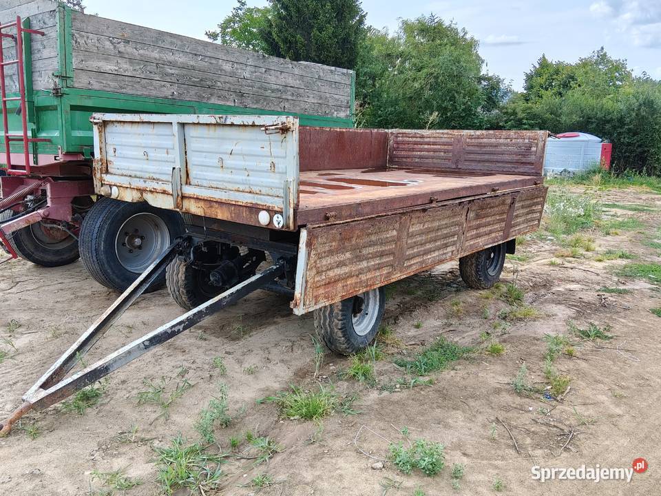 Przyczepa rolnicza AUTOSAN D732 nieuszkodzony Markowa