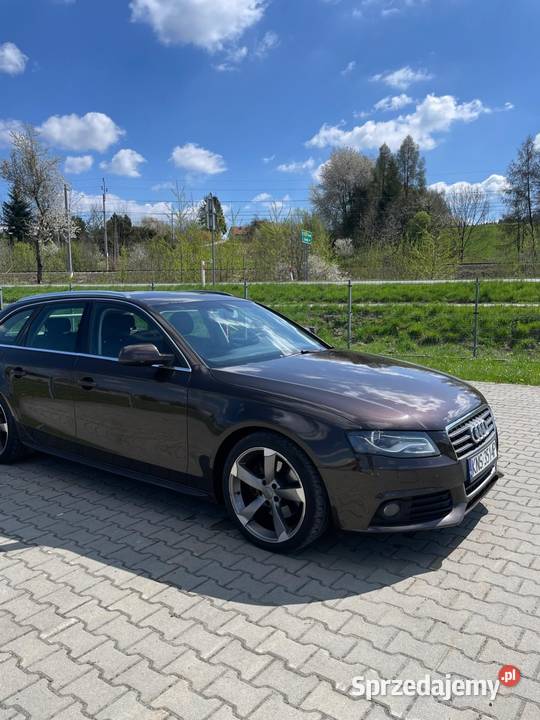 AUDI A4B8 QUATTRO nieuszkodzony Wyskitna